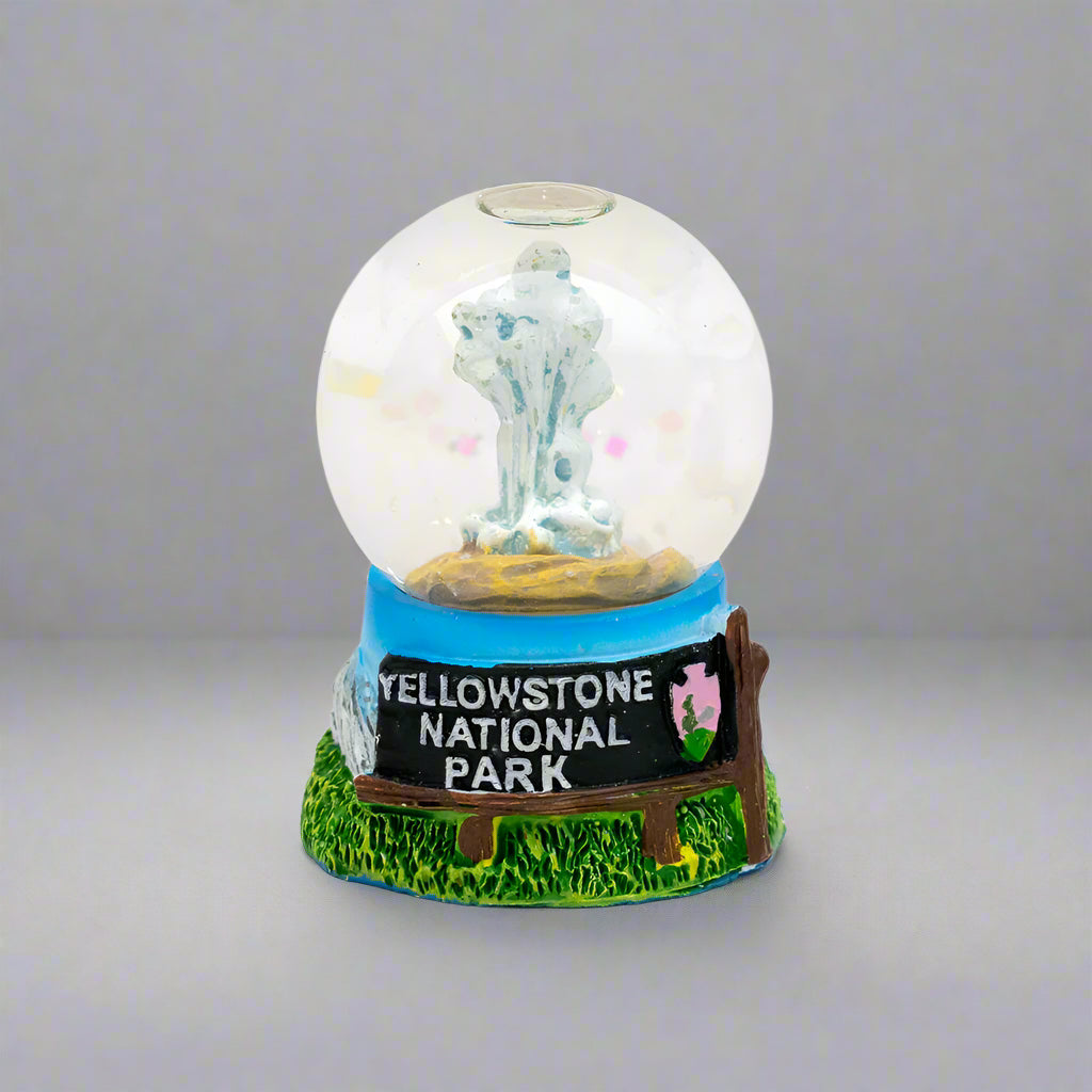 Yellowstone National Park Snow Globe