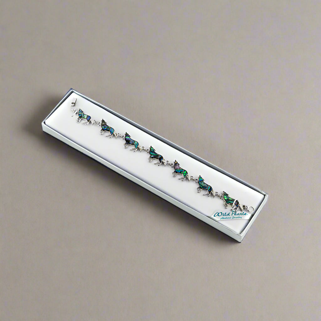 Wild Pearle Wolf Bracelet