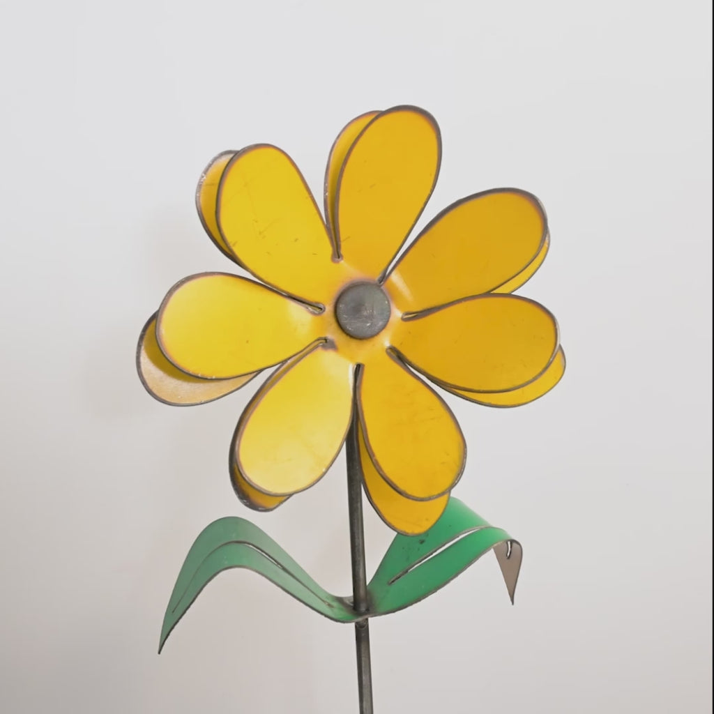 SmallFlowerMetalArtbyIronMaidenWelding