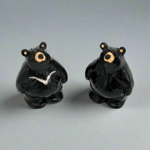 Bearfoots Bear Figural Salt and Pepper Shakers