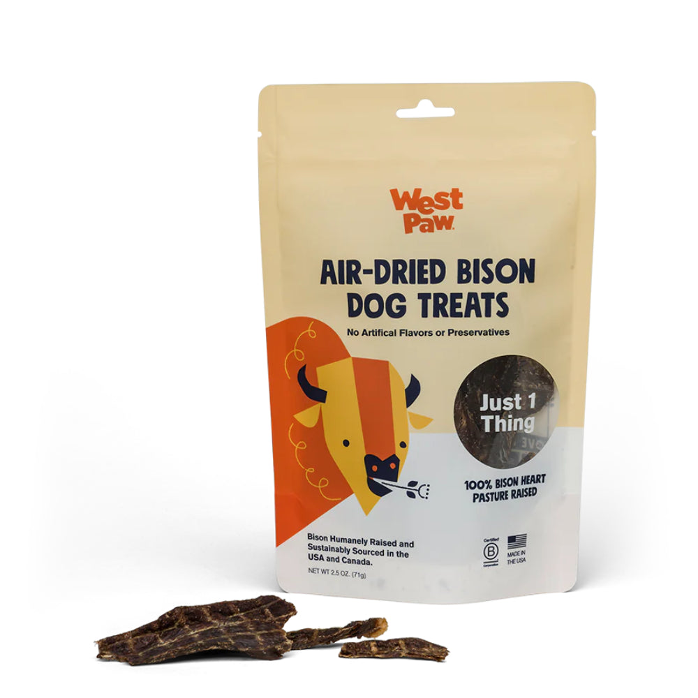 These Bison Heart Dog Treads by West Paw Design are chock-full of healthy, inflammation-busting omega 3 fatty acids, and heart-healthy natural taurine and CoQ10.