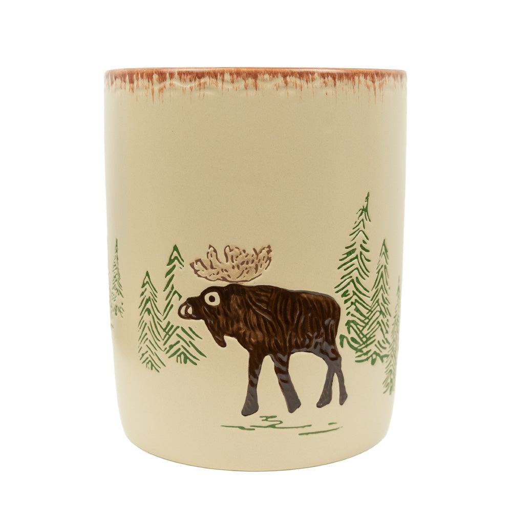 With the Rustic Retreat Utensil Holder by Park Designs, you can find all of your kitchen utensils in one place. Let this rustic utensil holder cozy up your space and organize your life.