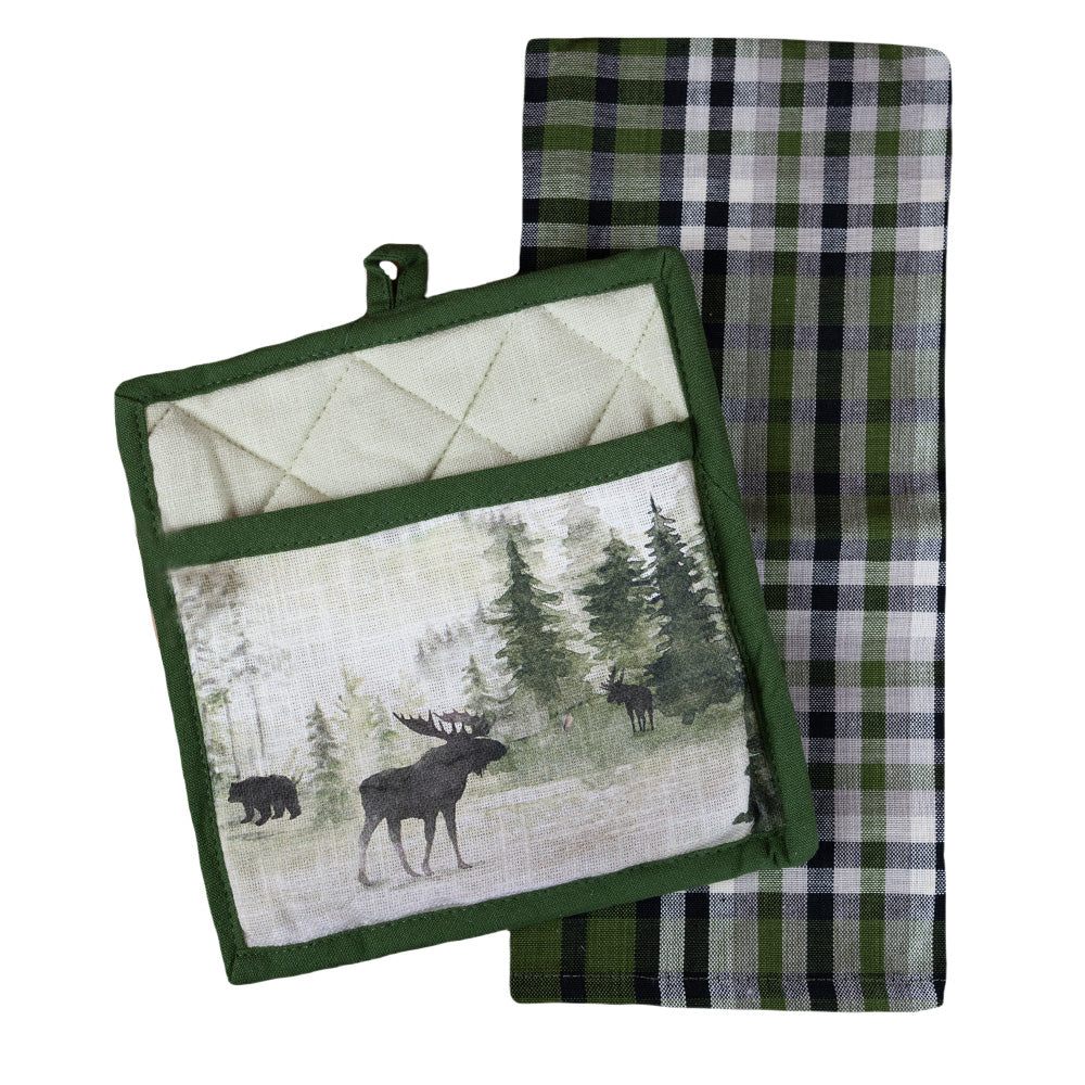 The Watercolor Wildlife Pocket Potholder Set by Park Designs is an adorable set that includes a moose potholder and a patterned dishtowel.