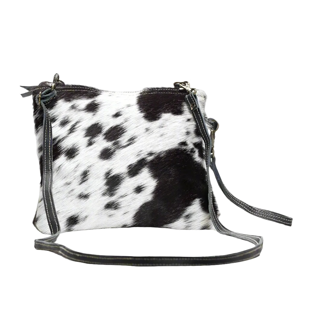White and Black Shade Bag by Myra Bags – Montana Gift Corral display picture 2
