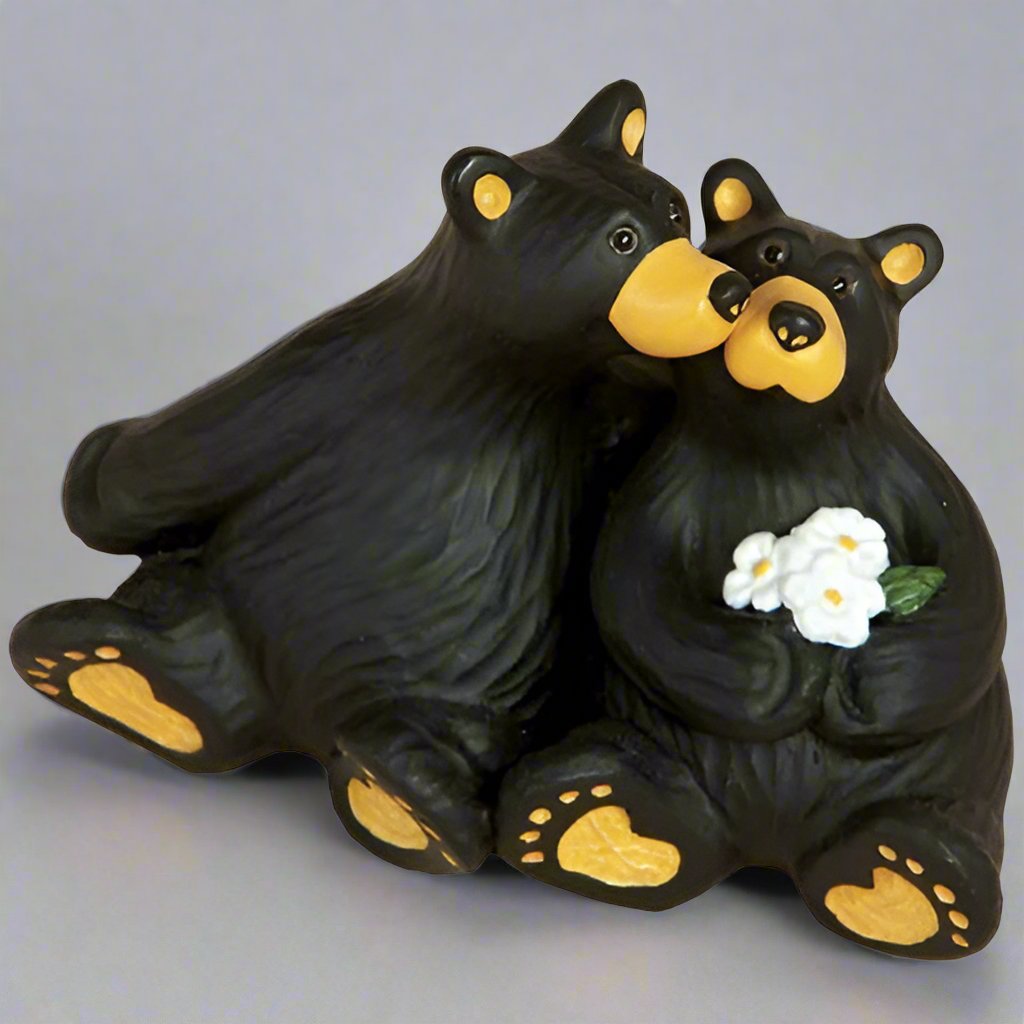 Bearfoots "Little Smooch Mini Bear" by Big Sky Carvers